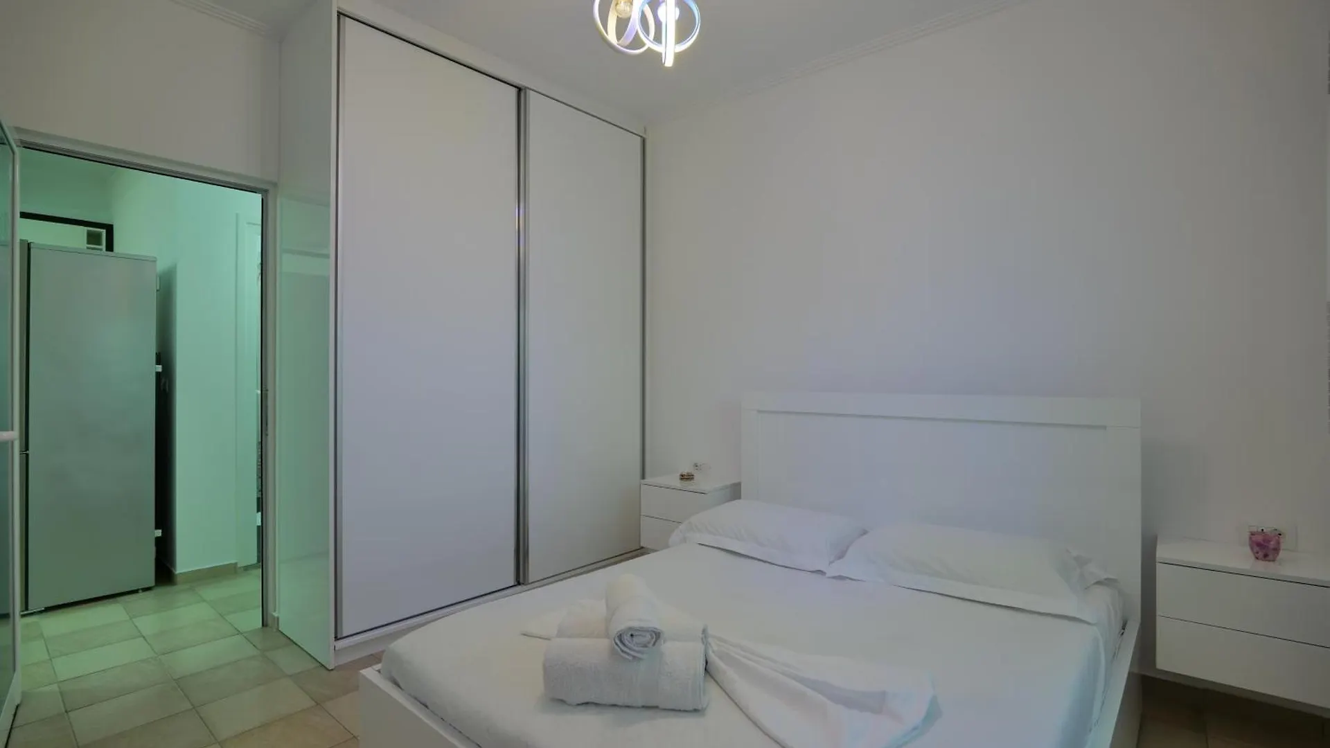 Loris Apartment Sarande 0*,  Albania