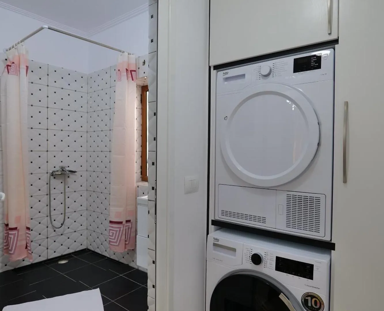 Loris Apartment Sarande