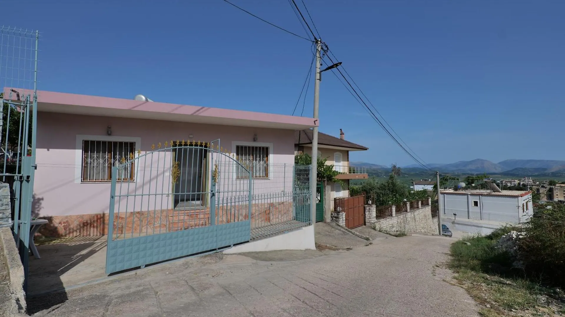 Loris Apartment Sarande Albania